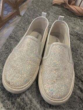 Kids Glitter Slip-On Shoes - White